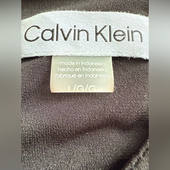 CALVIN KLEIN BLACK CREW NECK SHORT SLEEVE TOP SZ. L/G - Picture 6 of 7